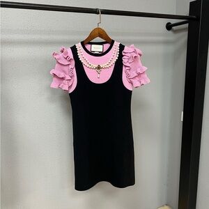 🚩steal authentic Gucci Black and Pink dress with Pearl Embellishments